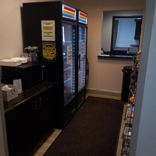 Comfort Inn & Suites image 3